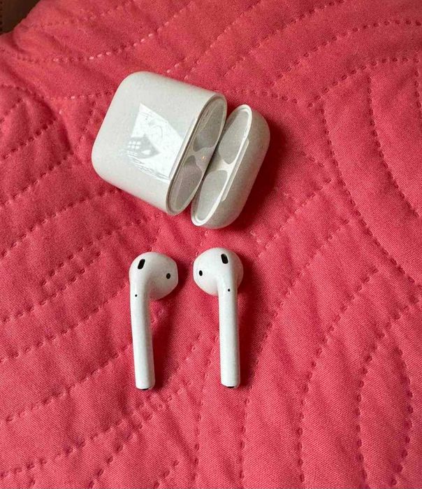 AirPods (2-ро поколение)
