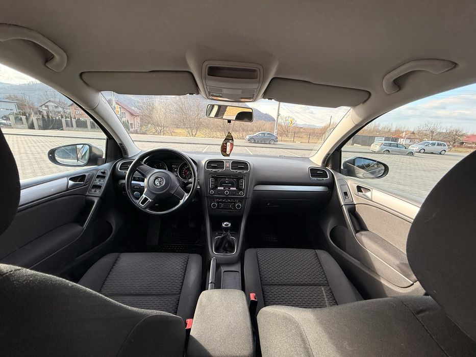 Volkswagen Golf VI 2.0 TDI – 110 CP, an 2009