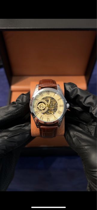 Механические часы Omega
