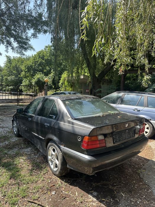 Bmw e36 318i НА ЧАСТИ