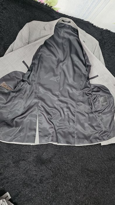 Продам мужской костюм