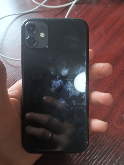 Продам   аифон 11 рабочи  без доков