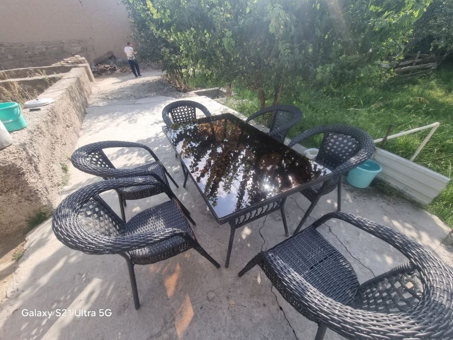 Stol sul soatiladi 6 kishlik