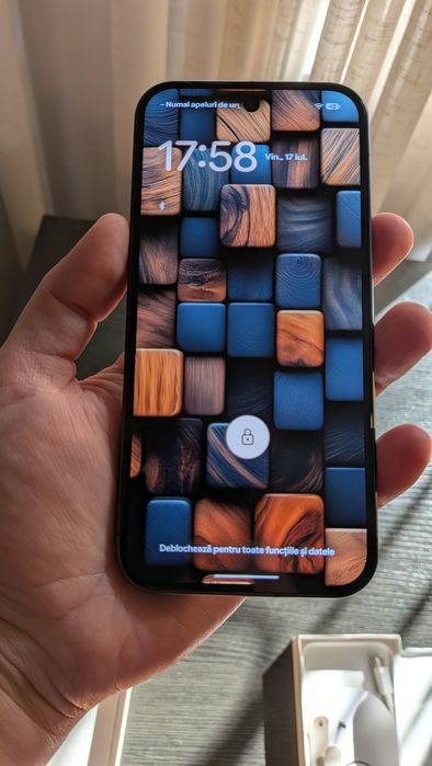 Vând Google Pixel 9