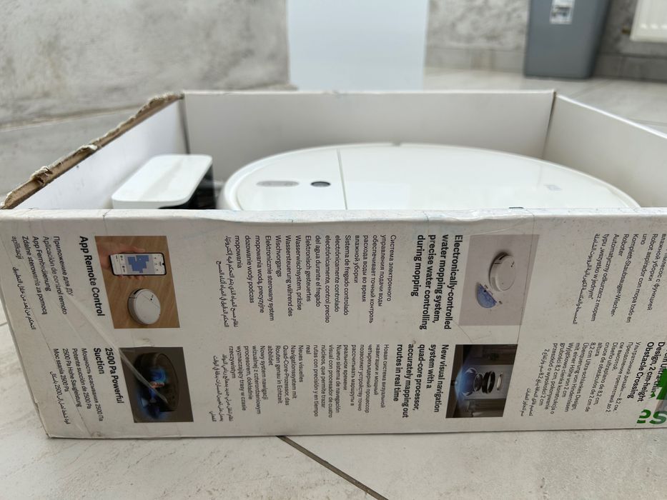 aspirator robot Xiaomi Mi Robot Vacuum-Mop 2 Pro.