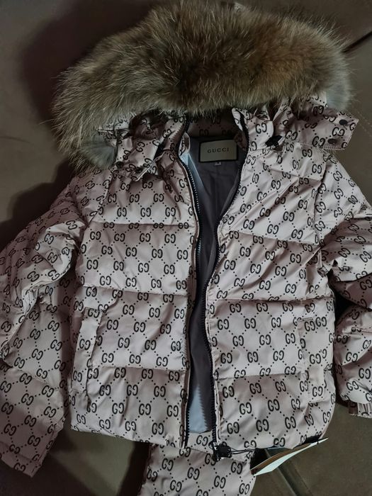 Новый комплект куртка и комбинезон