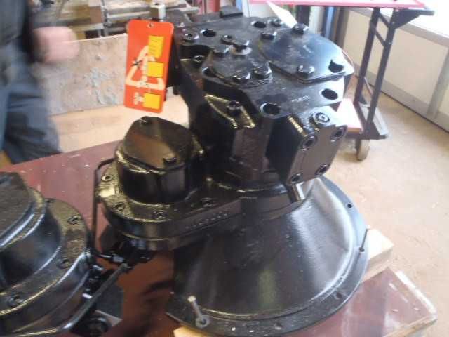 Pompa hidraulica originala Rexroth R902 pentru Case 788 P