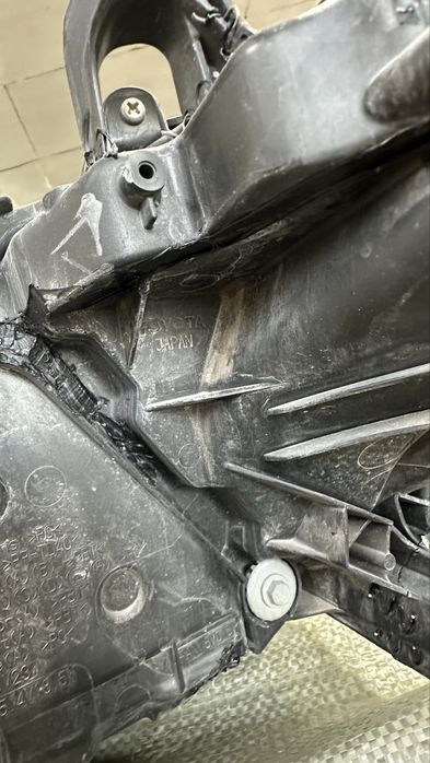 Фара на тойота камри 70 оригинал