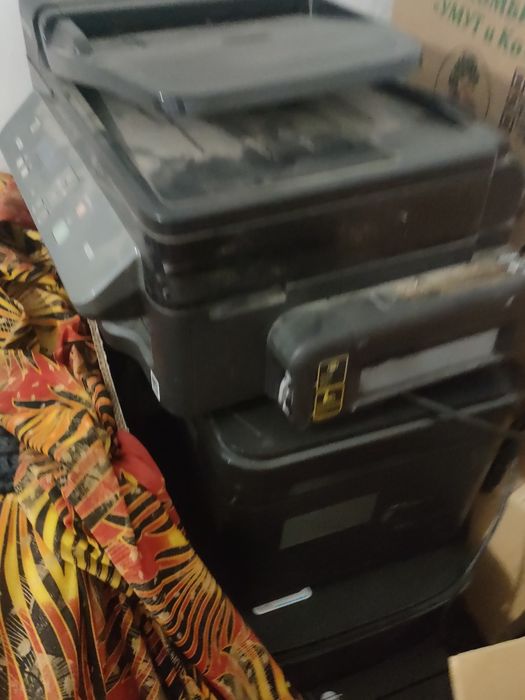 Принтер продам срочно