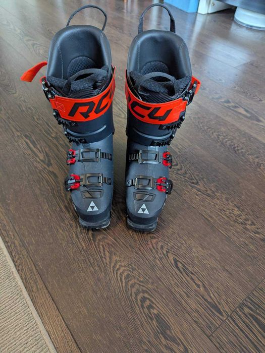 Ски обувки Fischer RC4 The Curv GT LV / Размер 26.5 / Flex 130