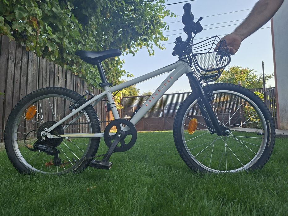 Bicicletă pentru  copii(6-8 ani ).