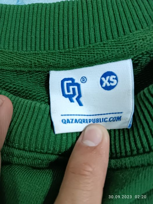 Свитер Репаблик зелёный