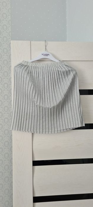 Юбки джинса и плессированная б/у