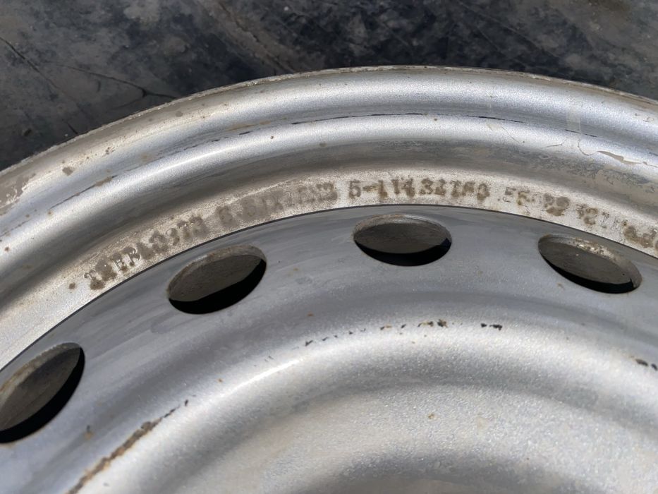Диски в хорошем состоянии 16
