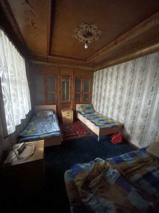 Квартира студентларга! Физкультурный универститетга жуда якин.