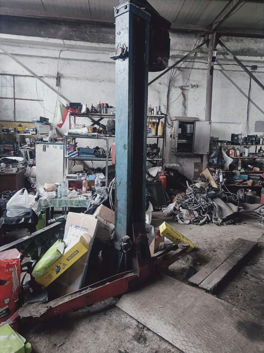 Руски подемник 2.5 t.