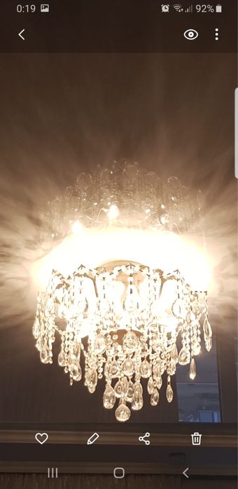 Продам люстру