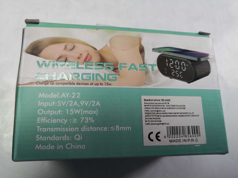 Incarcator de telefon wireless cu ceas