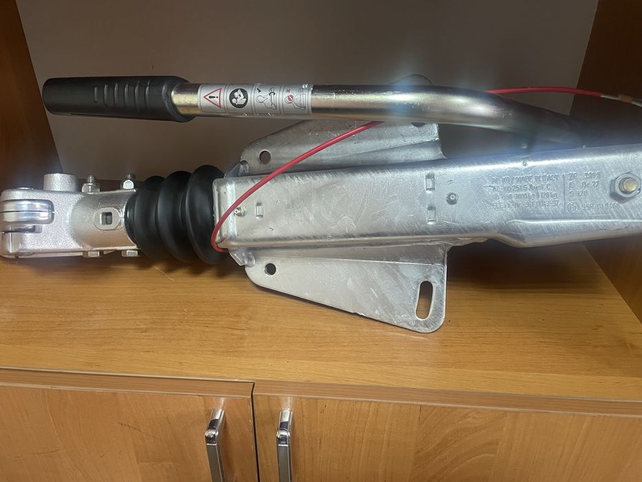 Комплект для сборки легкового прицепа.