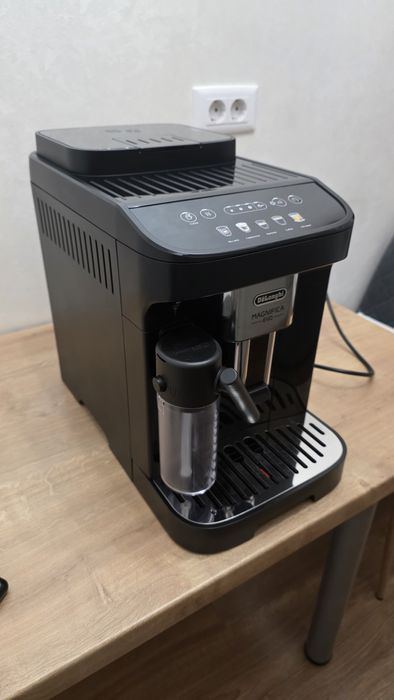 Espressor automat De’Longhi Magnifica Evo ECAM 290.61.B – stare excele
