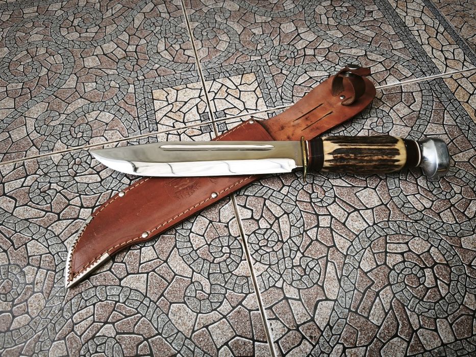 Автентичен ловен нож Solingen– Класически модел с естествен рог