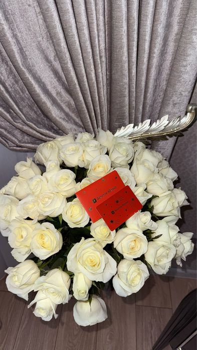 Белые цветы 51шт