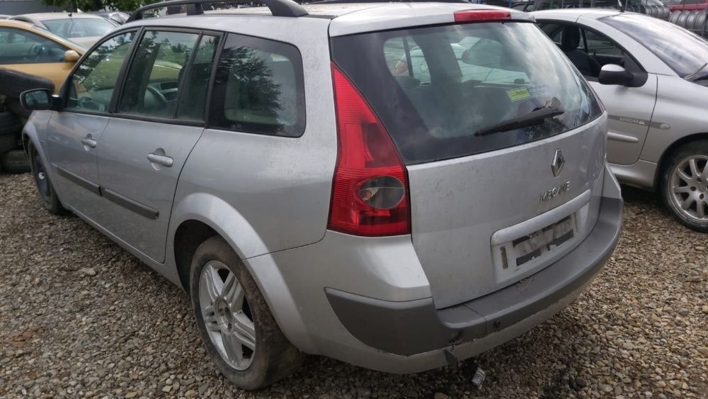 Dezmembrez Renault Megane 2 break 1.9 DCi