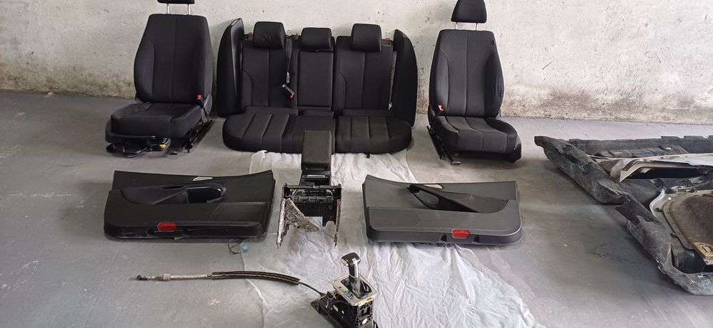 Салон за Passat b6