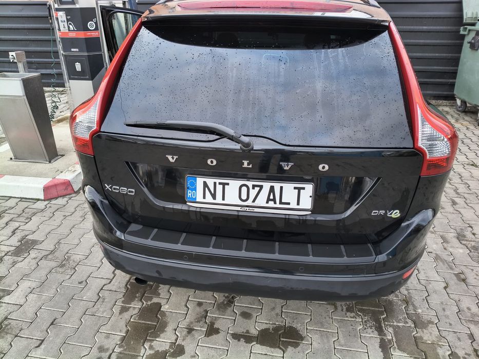 VOLVO XC60 2012 — imagine 3