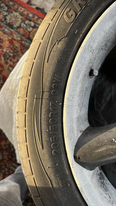 Комплект дисков с шинами