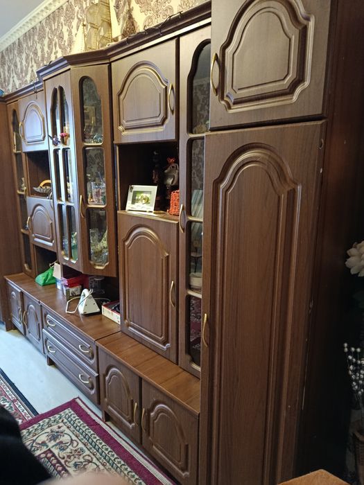 Стенка в гостиную