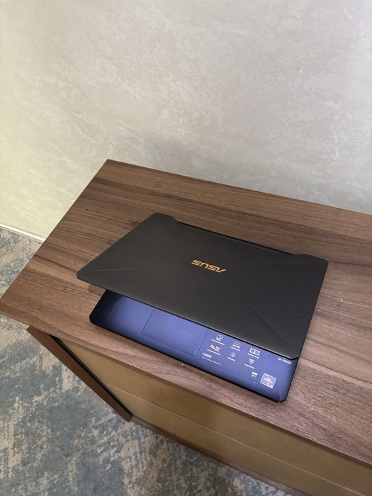 Продам игровой ноутбук asus