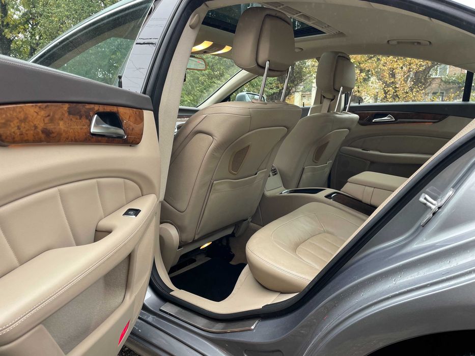 Mercedes CLS 550, 2012г.