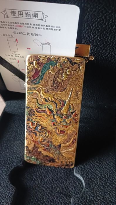 Продам на подарок зажигалки