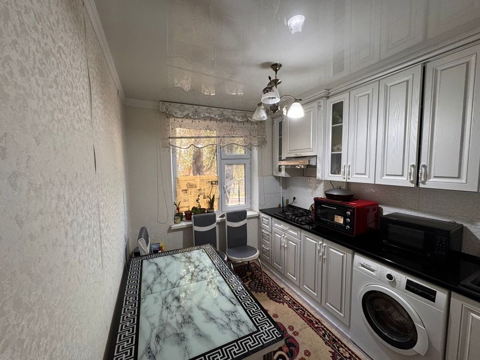 Продам 4-х комнатную квартиру