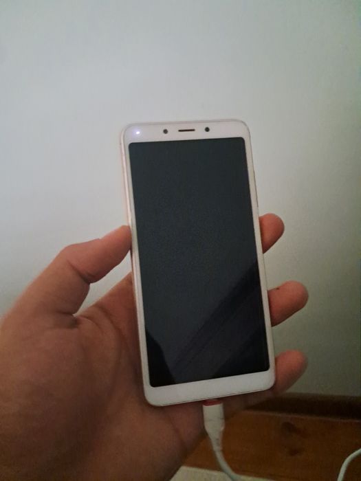 Redmi 6 karopka dakment