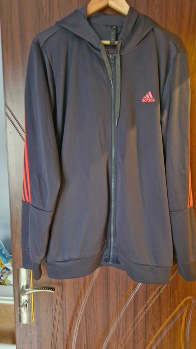 Горнище на Адидас