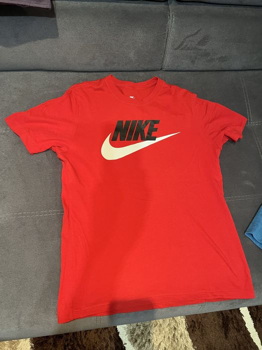 Тениски КАТО НОВИ размер С