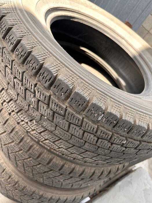 Продам Шины Hankook 265/65R17