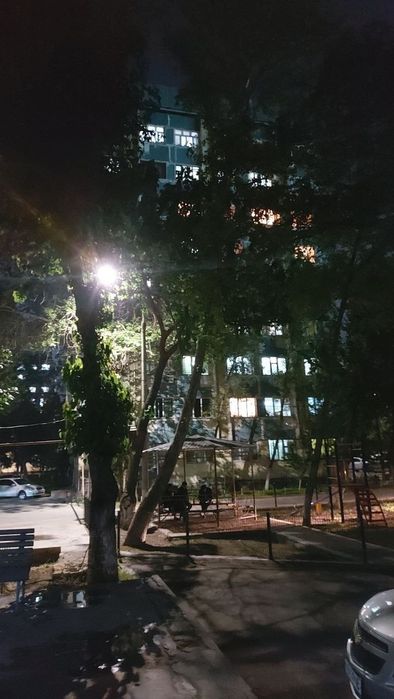 Beruniyda uy sotiladi