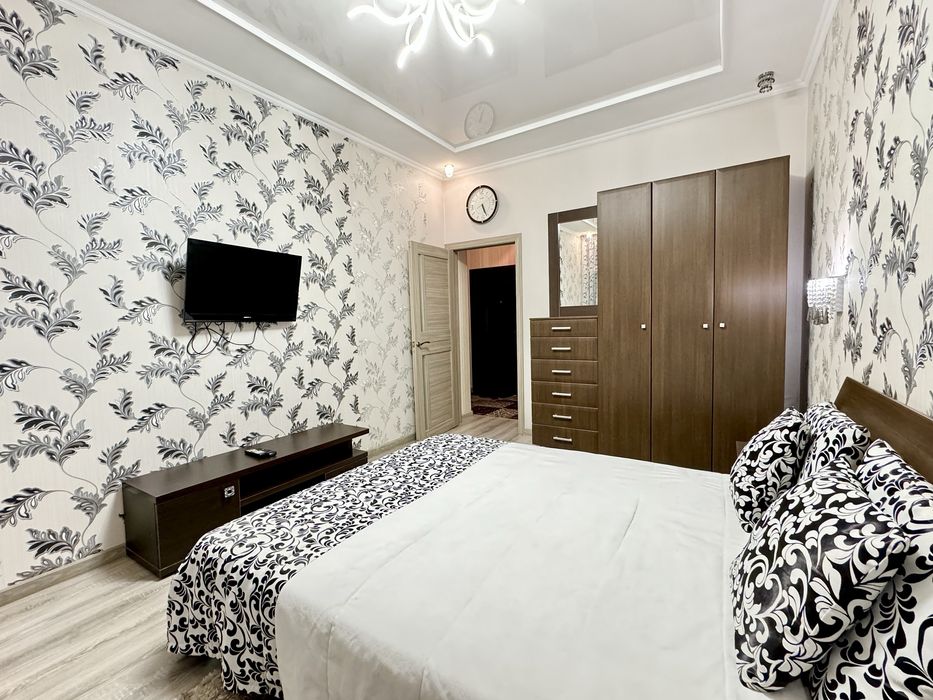 Площадь центр города сдается 2х ком квартира