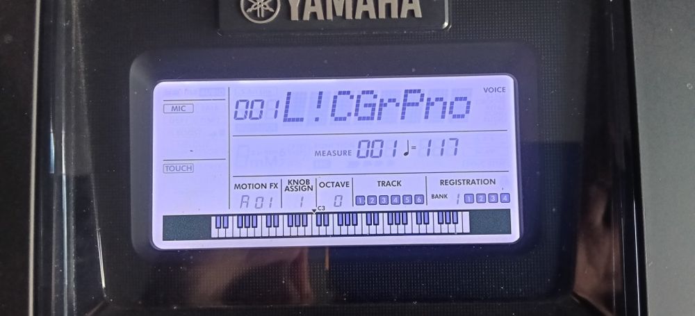 Yamaha PSR E 473