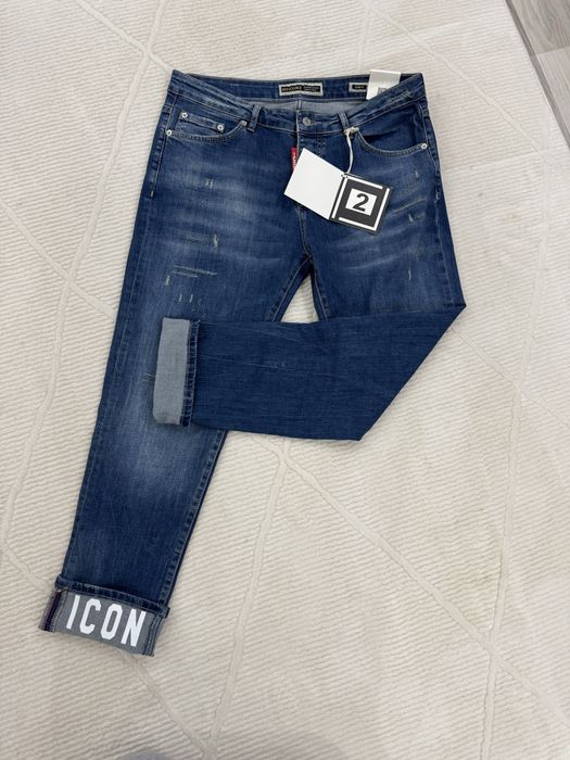 Маркови дънки на dsquared