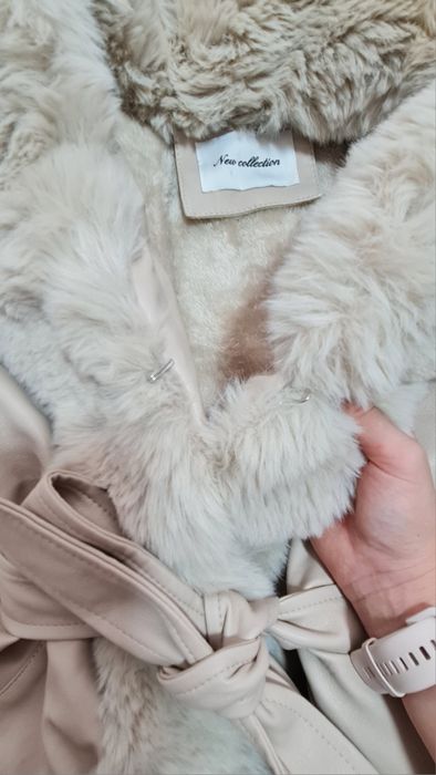 Haină de piele cu blană