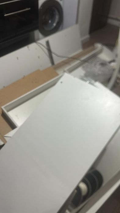 Продаётся сервант дёшево