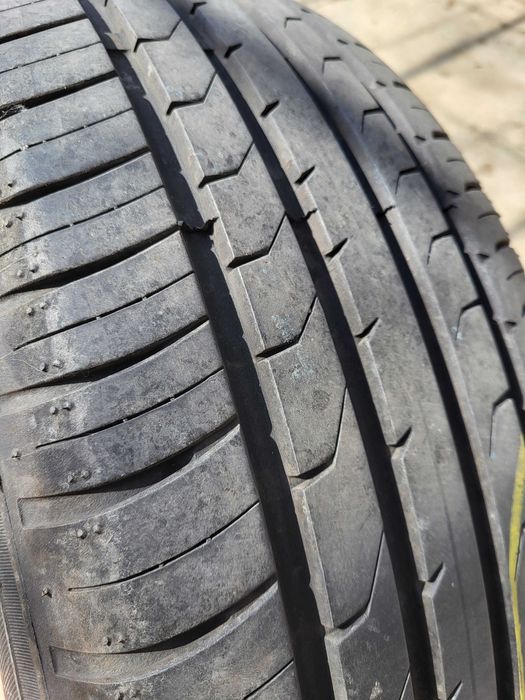 Летни гуми Maxxis 215 55 17 -4 бр.