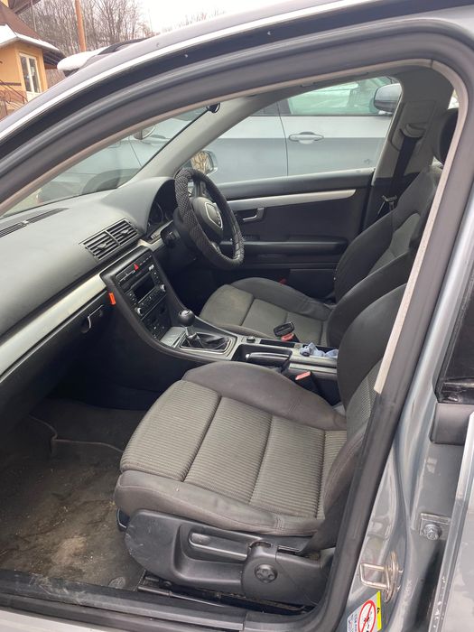 Vând aud a4 b7 an 2007