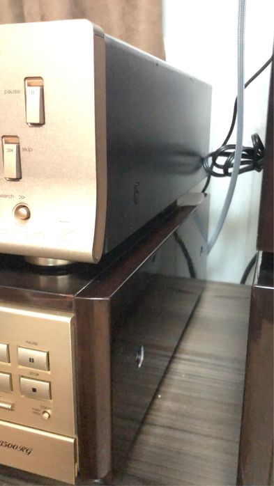 Luхmаn  D-700s сd проигрывaтель