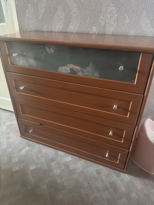 Спальный гарнитур