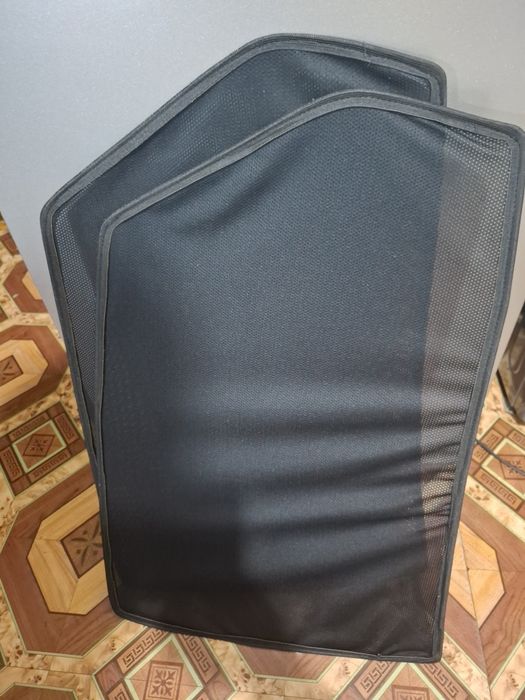 Шторки для задней двери. Лада Калина Гранта